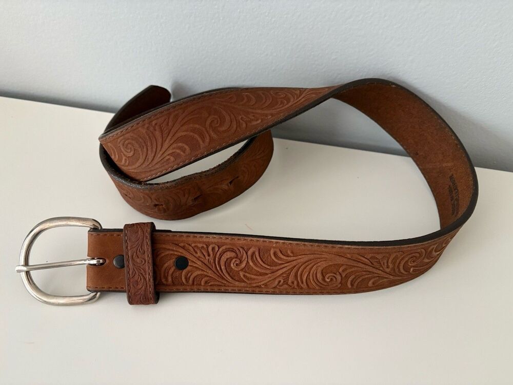 Silver Creek Men's Leather Belt Top Grain Embossed Metal Buckle 1. 5" Wide 40" L
